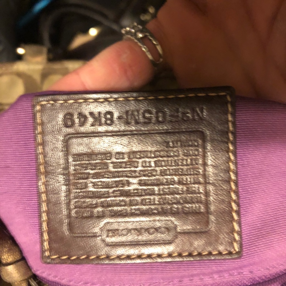 Coach - Picture 3 of 3